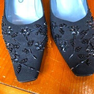 Via Parabello Beaded Black Heels Squared Toe Euro 39 1/2, US 8.5 9